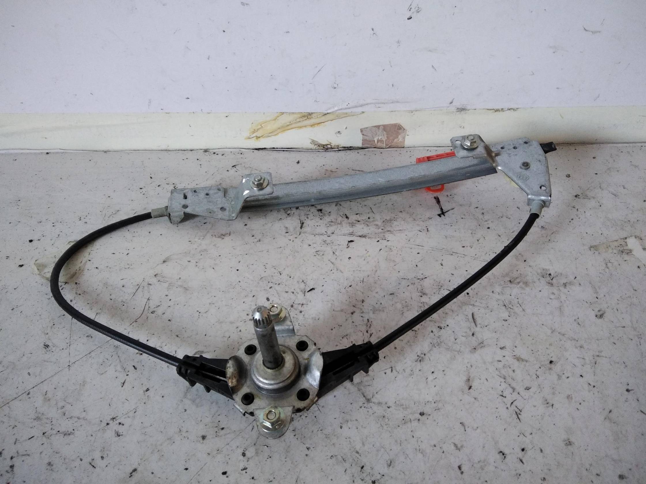 Alzacristallo porta post. sx.